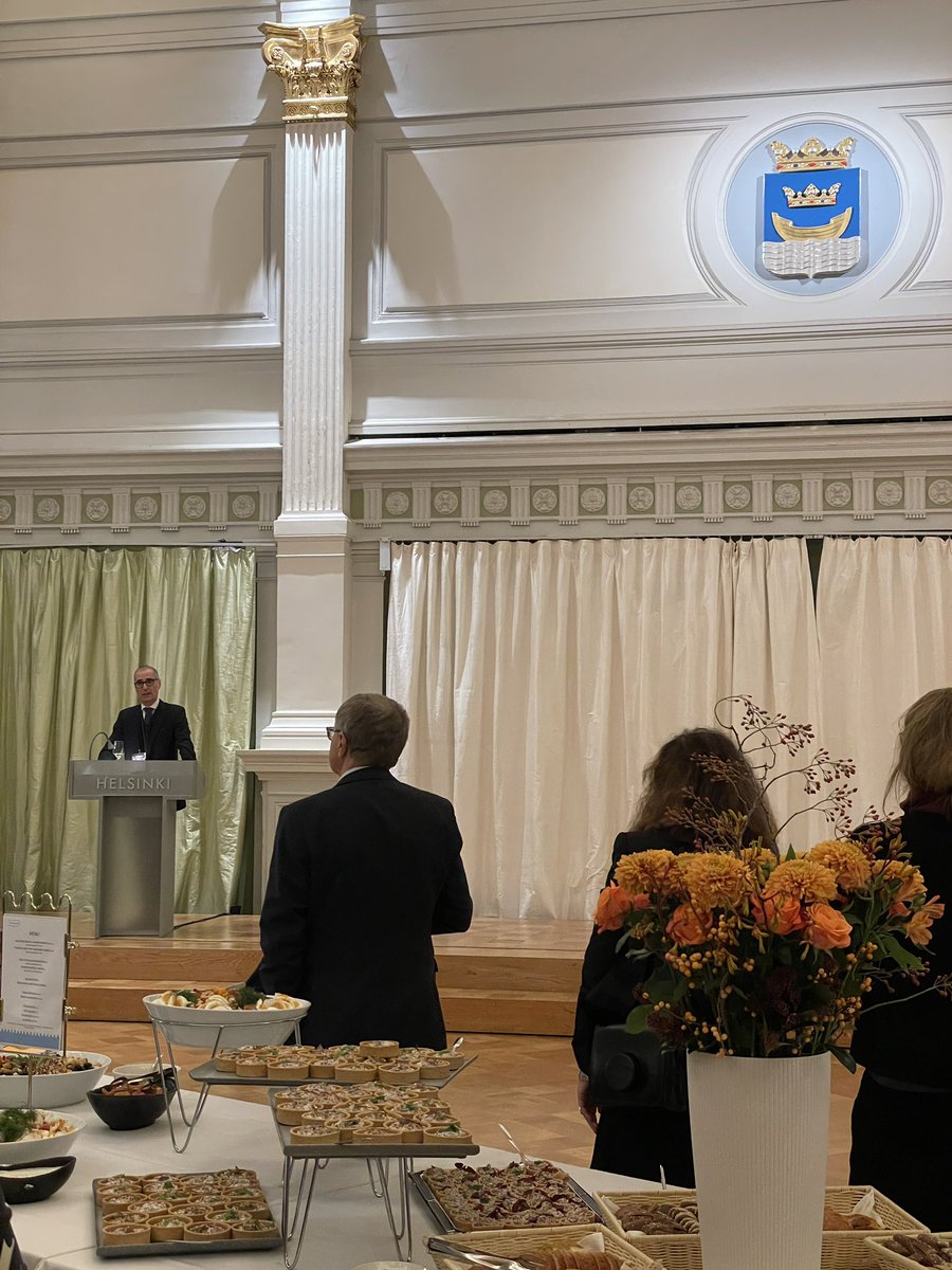 Aleksanteri conference reception hosted by the City of Helsinki in the City Hall. The director of @Aleksanteri_UH @MKangaspuro welcomes the ambassador of Ukraine in Finland Olga Dibrova to speak. She asks: How to make this era of insecurity as brief as possible? #aleksanteri2022 https://t.co/7IT8MRw7uE