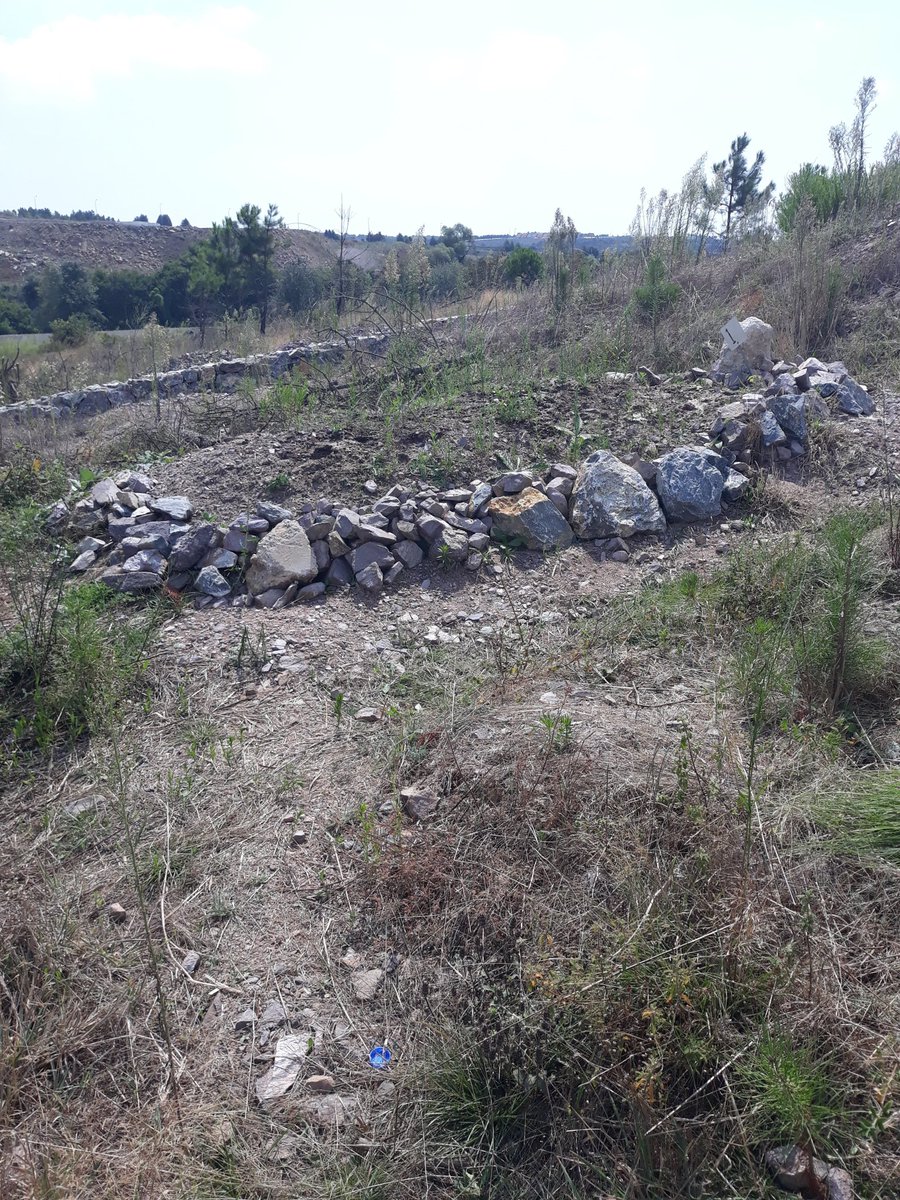 24.08.2018’de, kurban bayramında Hainler(!) Mezarlığına gidip KAHRAMAN ŞEHİT Bnb. Ferhat Günay’ı ziyaret ettim, kendisine dua ettim ve şefaat istedim… İnşallah bana da yeni bir soruşturma başlatırsınız. Şeref duyarım! @EmniyetGM @suleymansoylu @bybekirbozdag @adalet_bakanlik