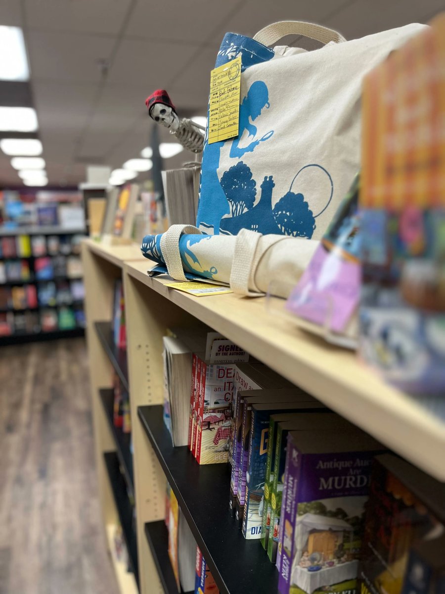 MystGalaxyBooks's tweet photo. #bonesonthetomes day 8! Our friend is dearly departed, lost in the spate of murder, mystery, and mayhem, which, for you, awaits!
#bonesofthegalaxy #mysteriousgalaxybookstore #mystgalaxybooks #mysteriousgalaxy #independentbookstore #shoplocal #sandiegobookstore #sandiego https://t.co/pNvCRywmkR