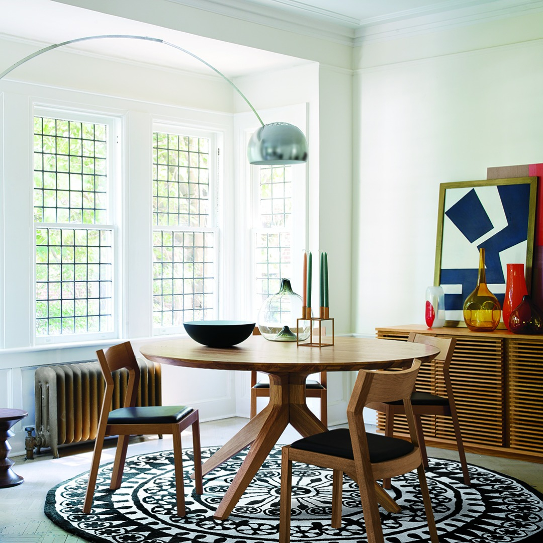 The Cross Round Table is a fine example of Matthew Hilton's innovative approach to furniture design and his signature minimal aesthetic. 

#casefurniture

#caseinplace #home #interiordesign #design #modernhome #architecture #furnituredesign