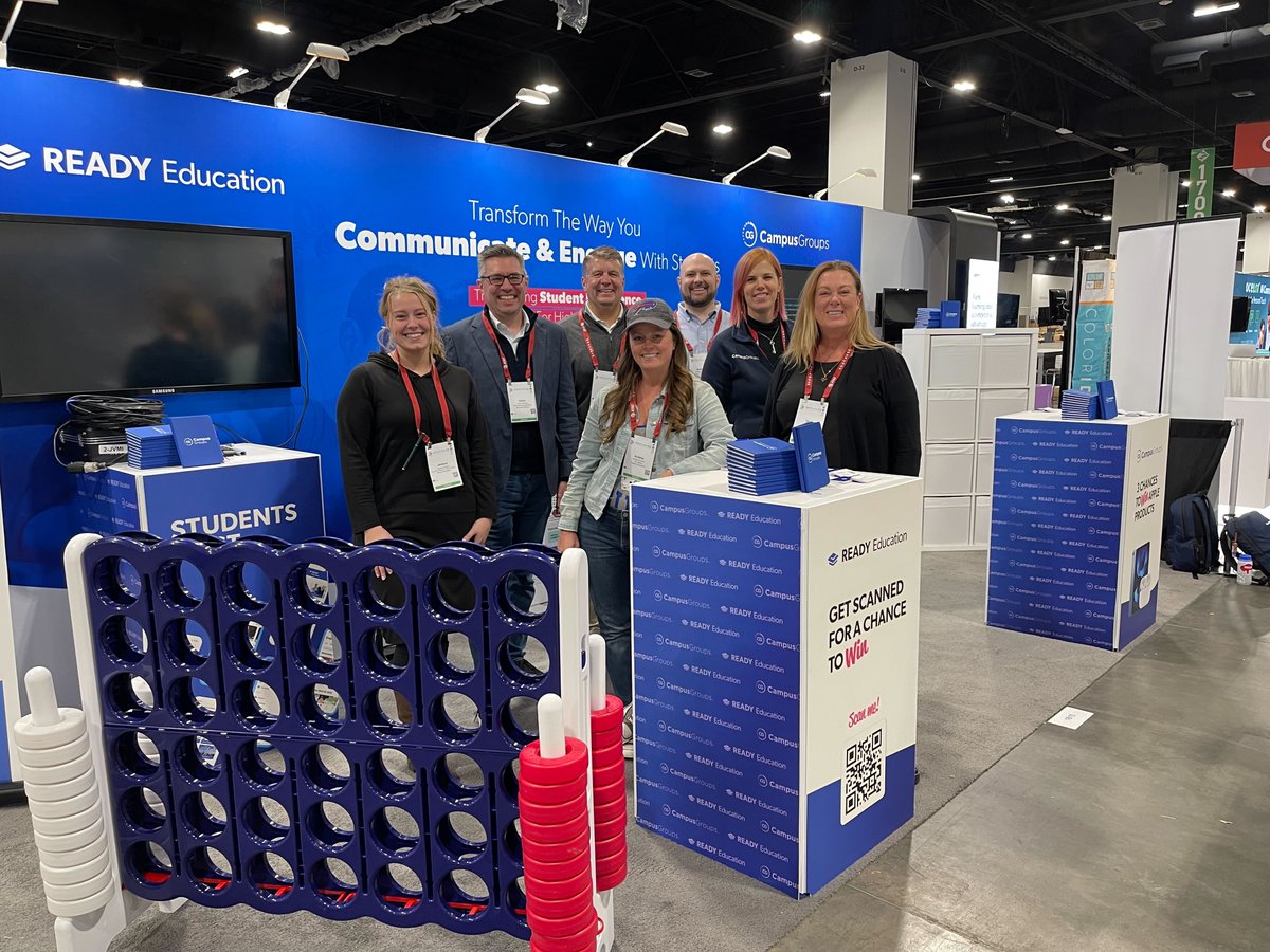 CampusGroups.com tweet media