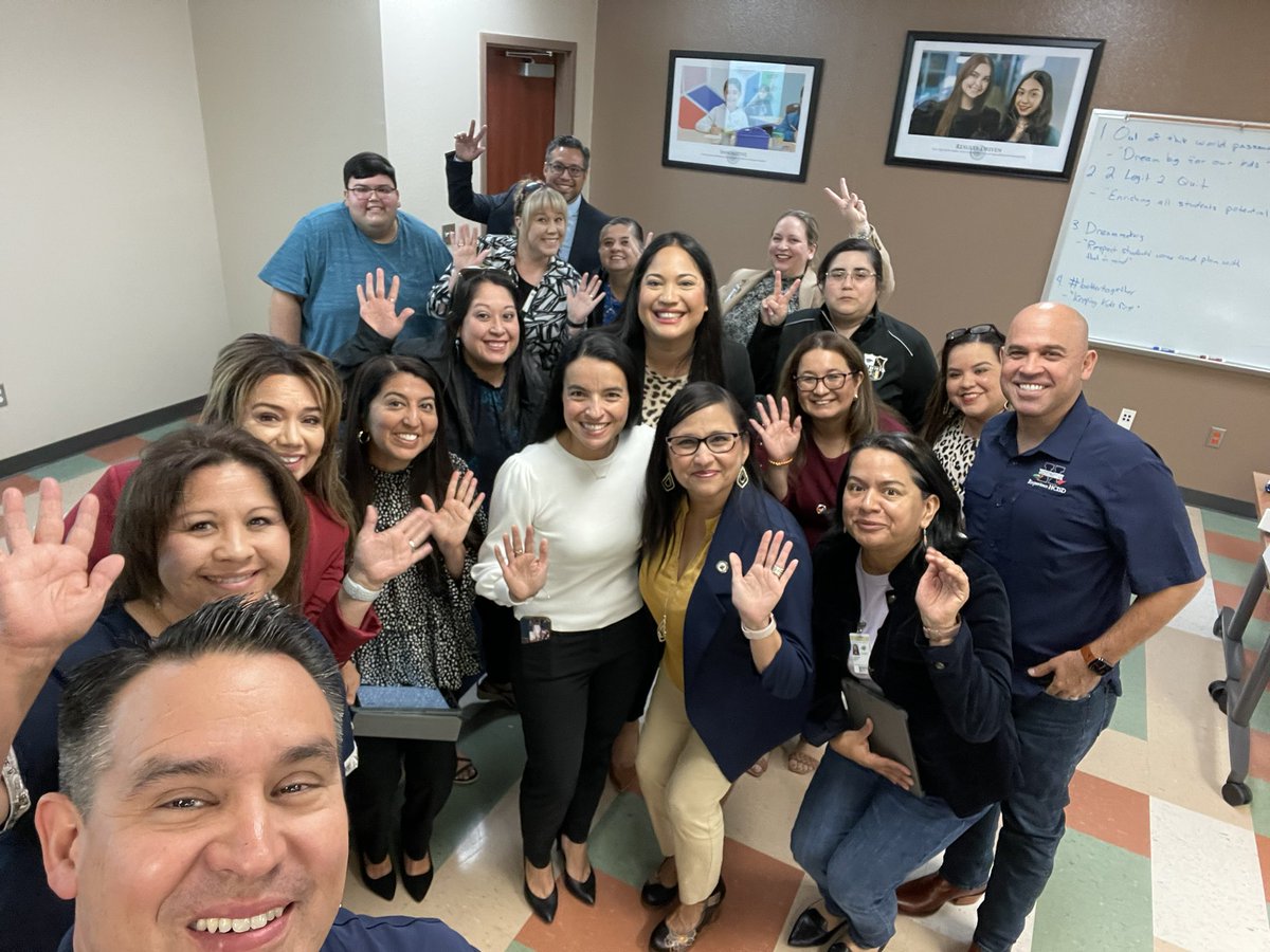 Building a future for our amazing students through Strategic Planning with our outstanding community! <a href="/HarlingenCISD/">HCISD</a> #engage2learn