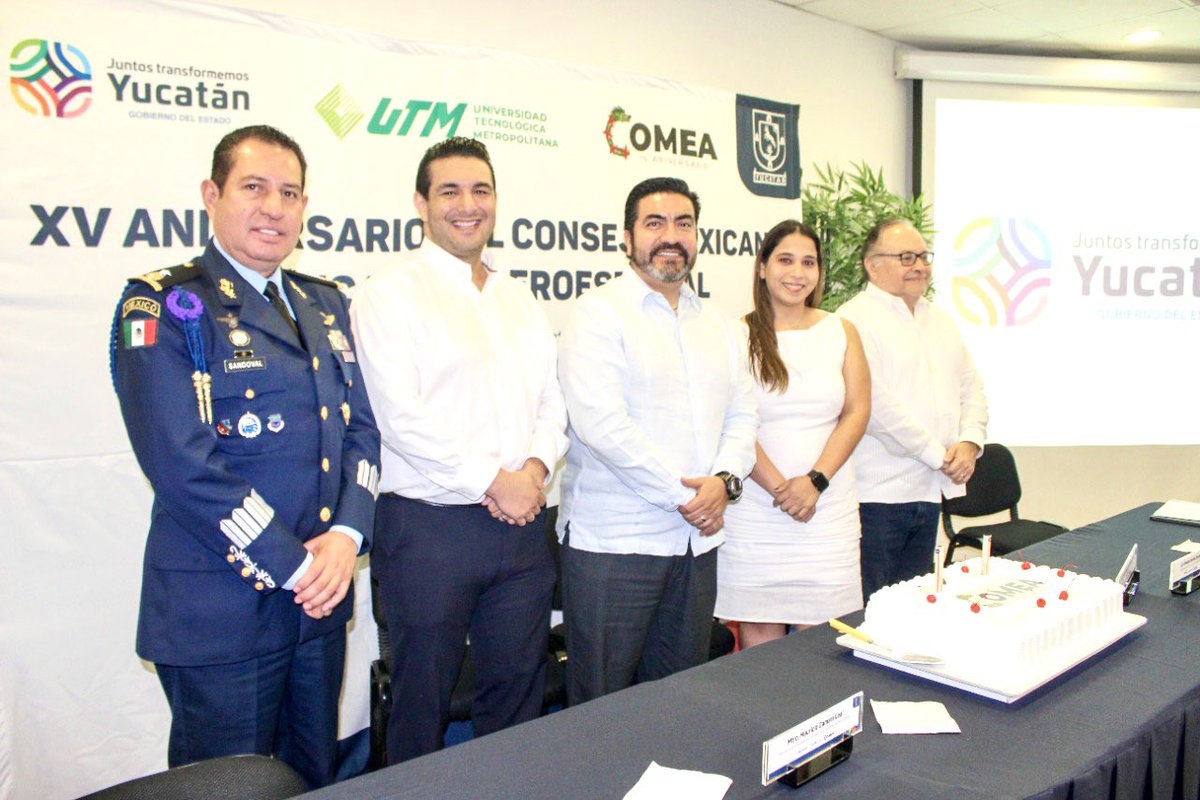 COMEA_AC's tweet photo. ¡Feliz XV Aniversario!

“Entendemos que la Industria requiere de talento y son nuestras instituciones las encargadas de generarlo”

@Jorge_GVR Presidente del Consejo Mexicano de Educación Aeroespacial A.C.

#XVaniversarioCOMEA https://t.co/riyOGUS4XM