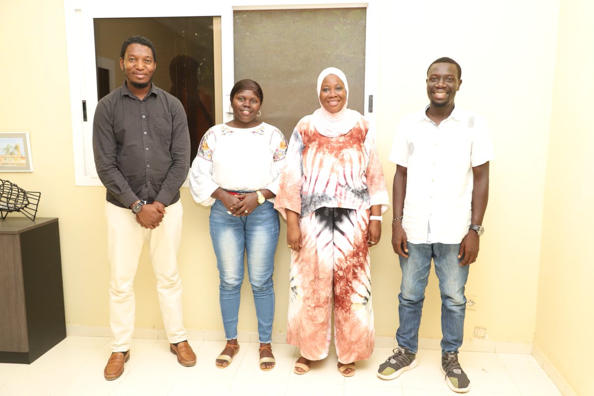 AradesSenegal's tweet photo. Elaboration d'une nouvelle #cartographie des #Organisations #Locales au #Sénégal
#ARADES a reçu @USAIDSenegal, représenté par M. Cherif M. Diallo, en charge du suivi-évaluation. Nous saluons la démarche inclusive pour mieux impliquer les acteurs dans leurs politiques &amp; programmes https://t.co/QpOYYKzP90