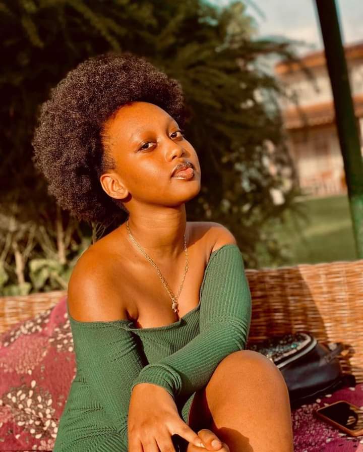 choni_munuya's tweet photo. Can we be friends on Twitter?🥰 https://t.co/COp2v0tydI