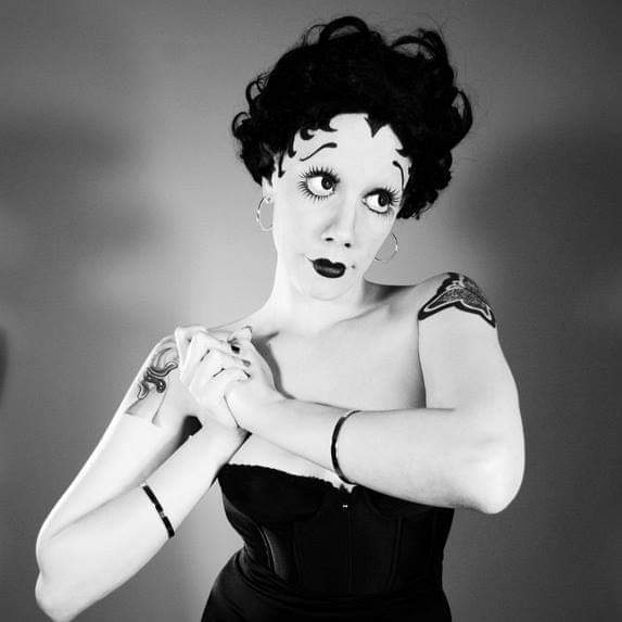 @Pornhub I have so so many costumes.  You tell me what's the best Halloween costume... https://t.co/<a class="tags" href="/tag/pornhub">@pornhub</a><a href="/tag/mvsales"class="tags"><span>#mvsales</span></a>