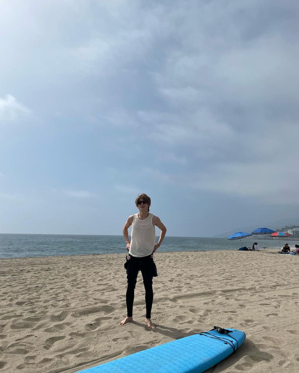A bright morning with a cheerful atmosphere made me decide to go to the beach to spend my time there. The compulsory activity is surfing! Are you ready to surf with me?