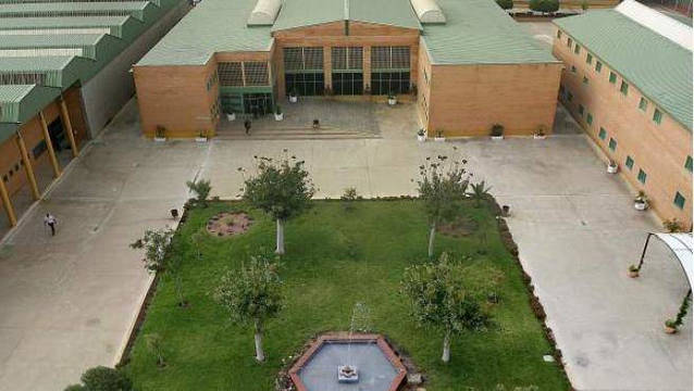 🔴 ÚLTIMA HORA | Cuatro funcionarios de prisiones, heridos tras la supuesta agresión de un interno peligroso en el Centro Penitenciario de #Huelva 
❌ DENUNCIA | <a href="/acaip_huelva/">ACAIP HUELVA</a>   diariodehuelva.es/articulo/area-…