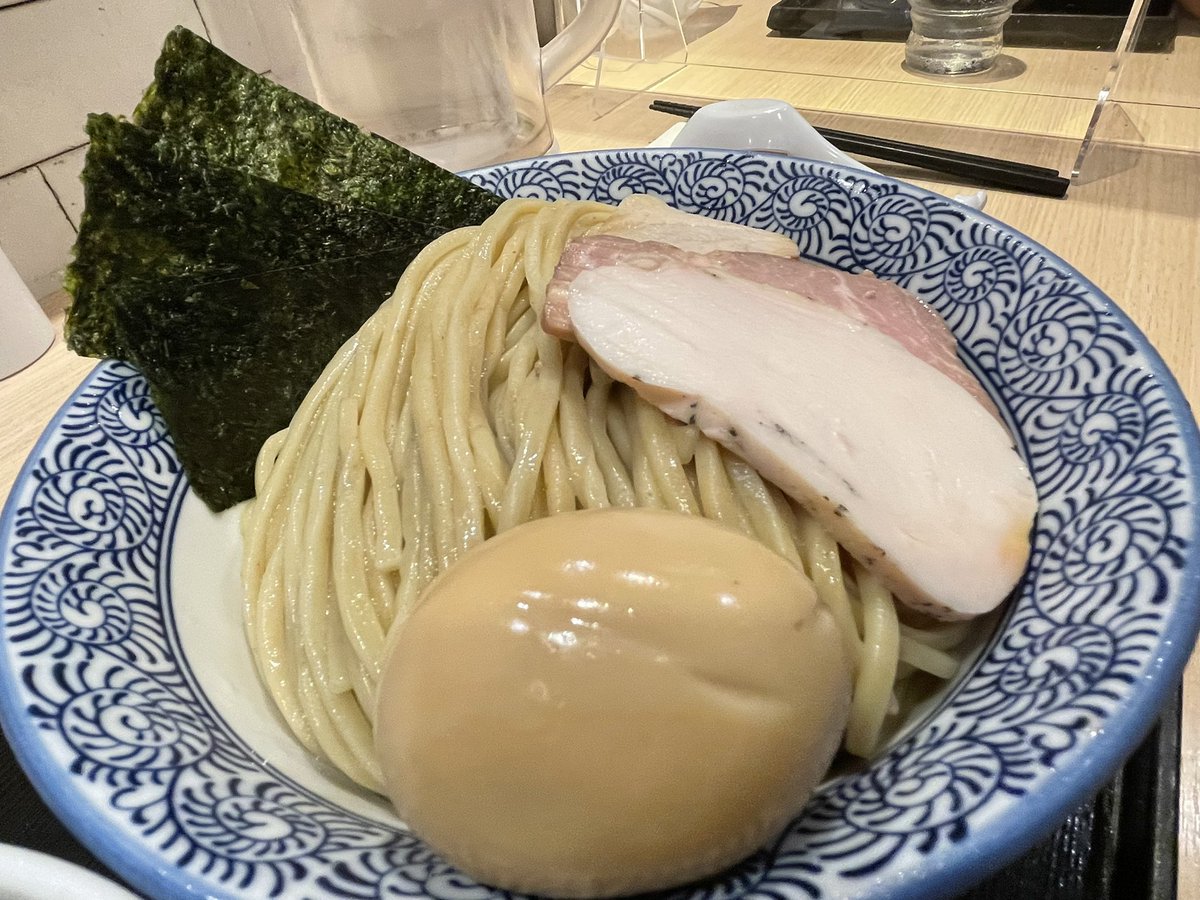 JtF7dGLynrkVP74's tweet photo. @新小岩 麺屋 一燈
#新小岩 #小岩 #menyaitto #麺屋一燈 #つけ麺 #ラーメン #濃厚 #太麺 #多加水麺 #チャーシュー #叉焼 #味たま #海苔 #ノリ #食べログ https://t.co/kf5FeDrEAB