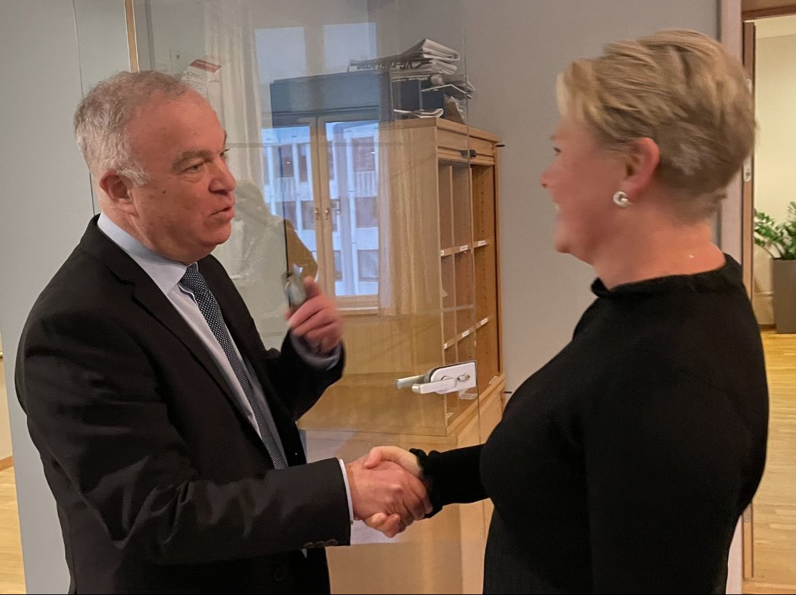 Pleased to welcome Israel's new Ambassador @avraham_nir to Norway! Thank you for a good meeting today and interesting talk about international development, our bilateral relations, food security & #COP27 We look forward to working with you in the time to come.