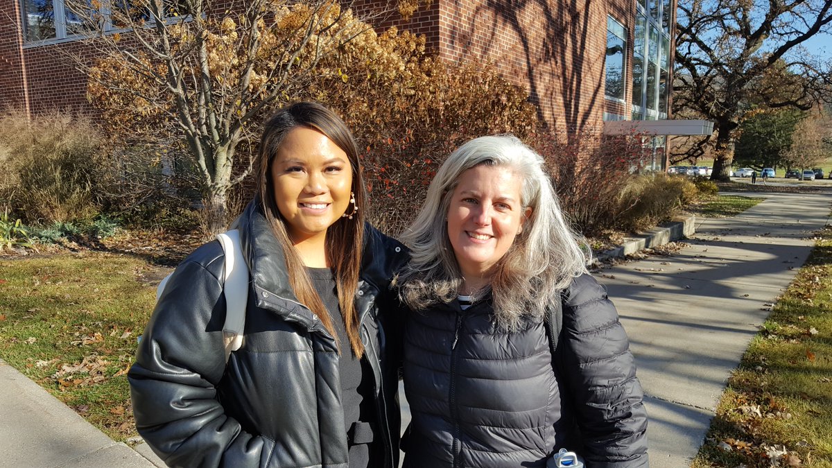 TimSchweizer's tweet image. Awesome to welcome @shabuii back to @luthercollege for 2 days sharing her experiences as an #entrepreneur &amp;amp; in the corporate world. Sharon visited 3 classes with @ProfAVwhite and 1 with Professor Zhu #sharktank #lenovo #redhat #cisco #branding #tech #wolfpack #frill