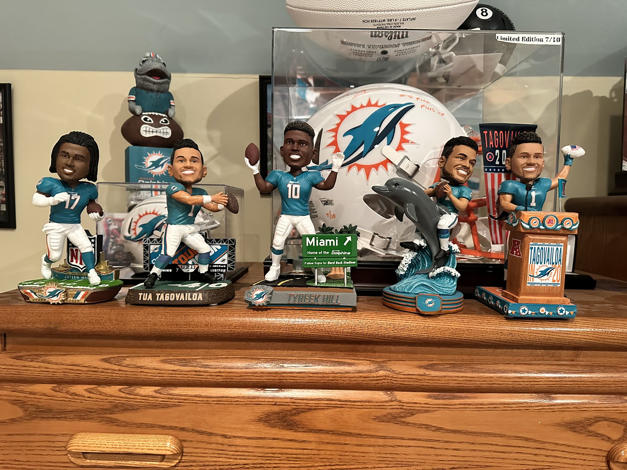 Dan Jablonski on Twitter "Fins Fam I am selling off a few of my very
