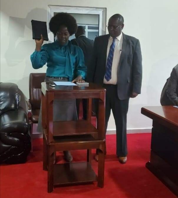 KisiiAssembly's tweet photo. COUNTY ASSEMBLY SERVICE BOARD

The new Kisii County Assembly Service Board took shape this afternoon after the new Board chair, the Assembly Speaker Hon Dr Phillip Nyanumba and the two Board members representing Majority and Minority took Oath of Office. https://t.co/gaQhRVA7Cv