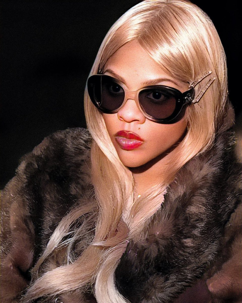 LilKimUK's tweet image. 📸: Lil’ Kim (1997)