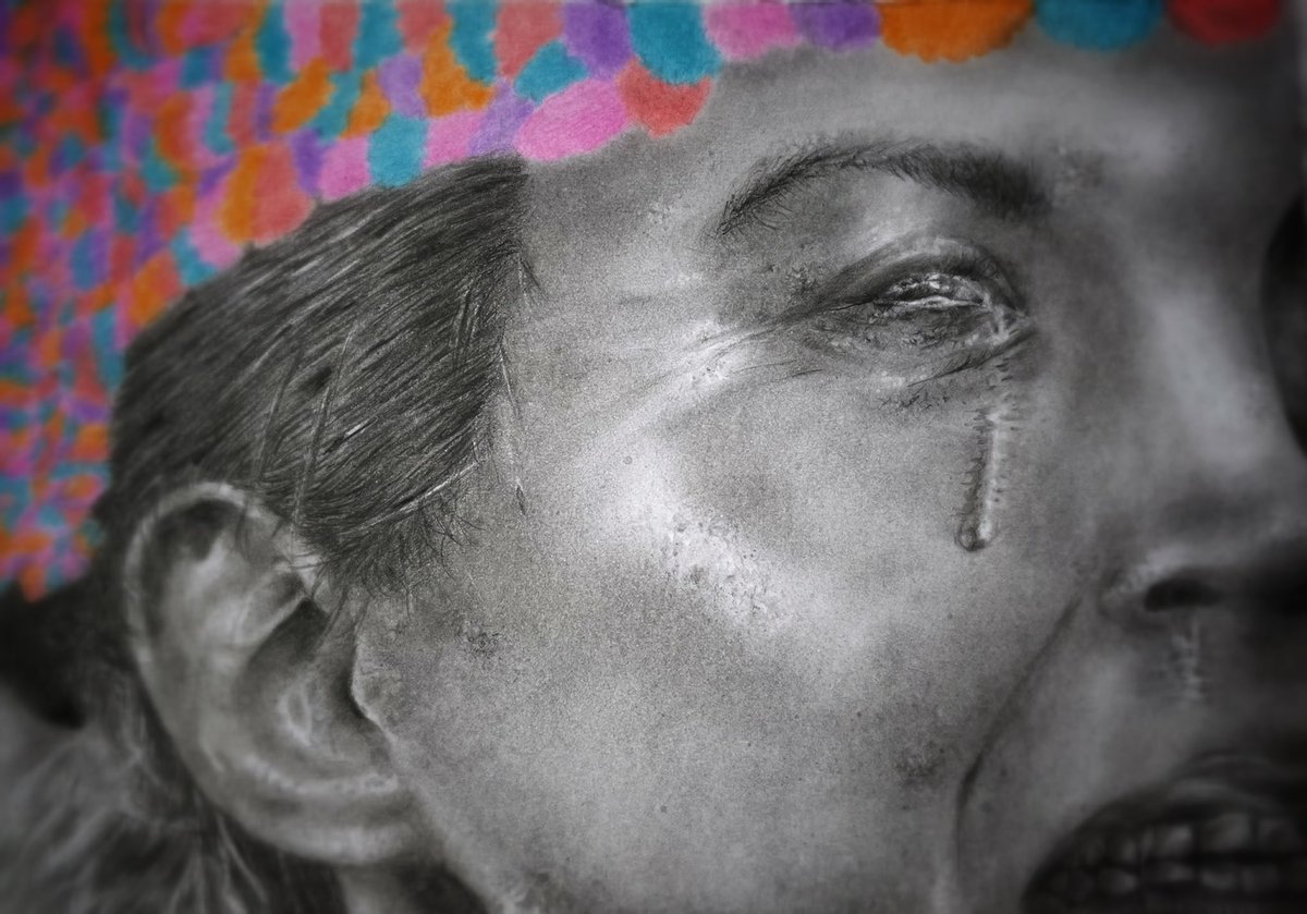 SparkelCreates's tweet photo. Done!
Midsommar movie fanart. A4. Traditional art. Used a reference.

#pencilart #pencildrawing #traditonalart  #art #artwork #drawing #semirealism #artsy https://t.co/I2o6Pi3CWY