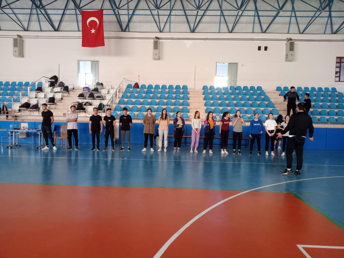 Tavas Gençlik ve Spor İlçe Müdürlüğümüz koordinesinde düzenlenen BESYO-MSÜ-POMEM yetenek sınavlarına hazırlık kurslarımız devam ediyor...