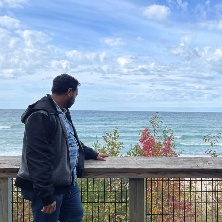 rahulramac's tweet photo. #NewProfilePic https://t.co/grVyslI3fb