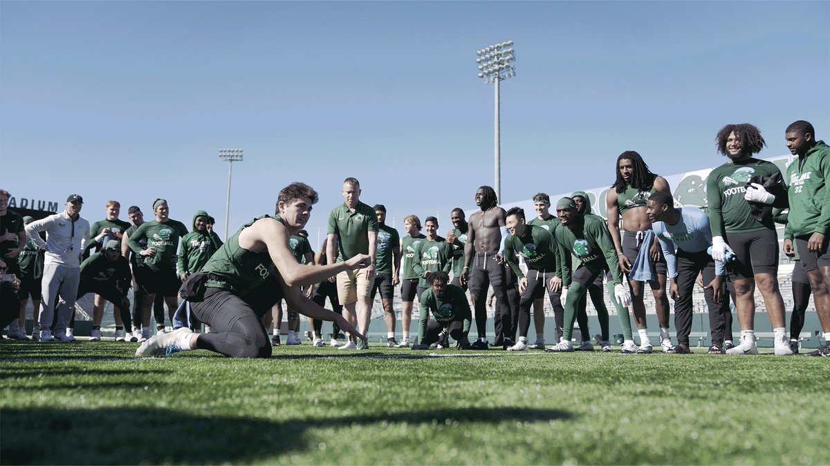 A birthday tradition unlike any other 🏈🎉 Happy Birthday Coach Meyer! #RollWave