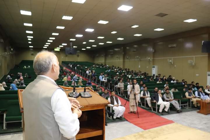 suleman932's tweet photo. university-industry linkages to facilitate the researchers in novel materials synthesis.
The VC UoM Prof Dr Rashid Ahmad & Prof Dr Iftikhar Ahmad highly acknowledged the efforts of National & International Speakers for gracing the event.
#UoM #DoST #KPScienceAgenda
#ICWMMS22 https://t.co/Sksm1OLuRH