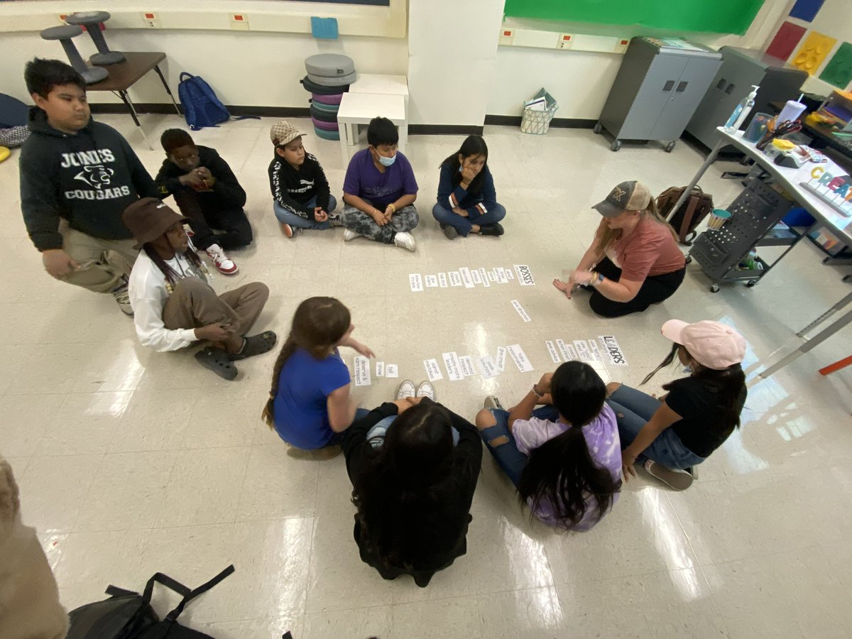Student Council discussed the difference between being a leader and being a boss at our first meeting. <a href="/NISDCable/">Cable Elementary</a> <a href="/MsHernandez_316/">Ms. Hernandez</a> <a href="/Dpin1967/">Debra Pinon</a> <a href="/galindo_lann/">Laura A. Galindo</a> #RootedCable #CableIgnited #wildlysuccessful #exito #sisepuede