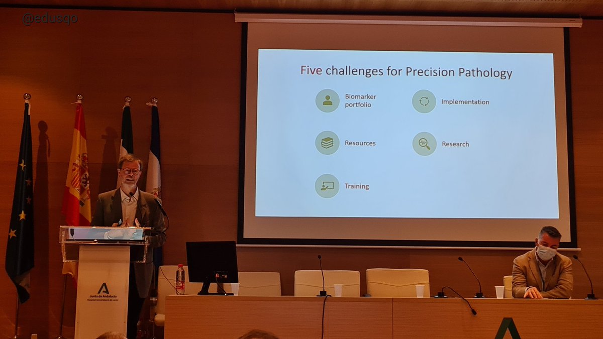 edusqo's tweet photo. Medicina de Precision en Anatomía Patológica con el Dr. Enrique de Álava @EnriquedeAlava en el IX Curso de Patología Digital #DPJerez2022.
#AnatomíaPatológica #PatologíaDigital #SinDiagnósticoNoHayNada https://t.co/85V9E3F6YJ