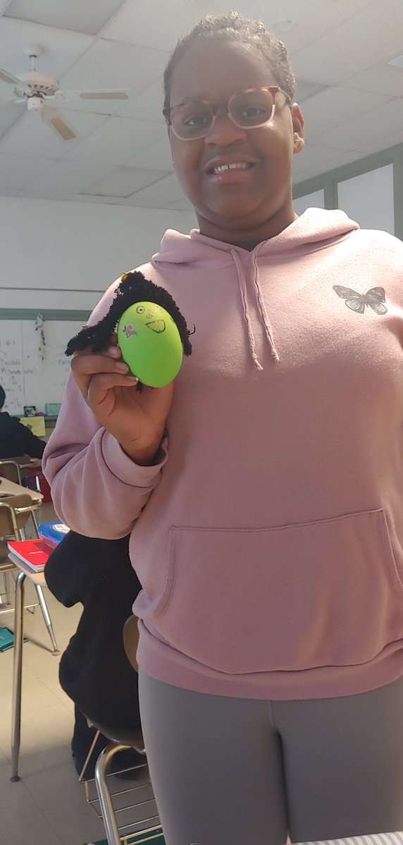 MariaZacher's tweet photo. Mrs. Zacher and Mrs. Santino's Dragon"s with a Purpose creating sketch pads, stress balls and question cubes for indoor recess. We always have a mission of kindness! https://t.co/Lf5JRDBaf5