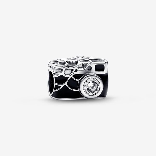 spideyupdated's tweet photo. NEW: Spider-Man x Pandora

Shop Here: https://t.co/pWS5Ohby3f https://t.co/EAAhXoPfnq