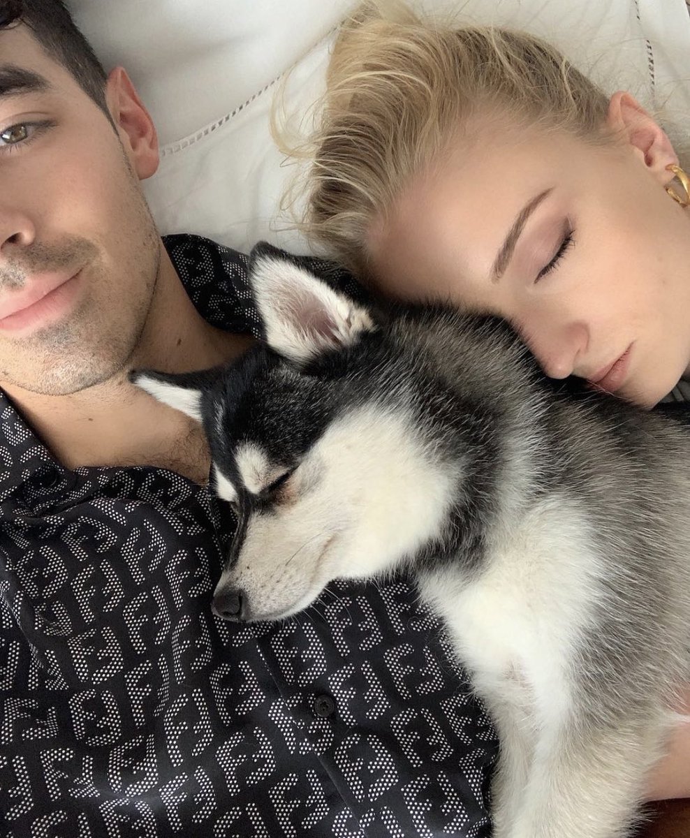 best of jophie on Twitter: "Joe Jonas and Sophie Turner with their