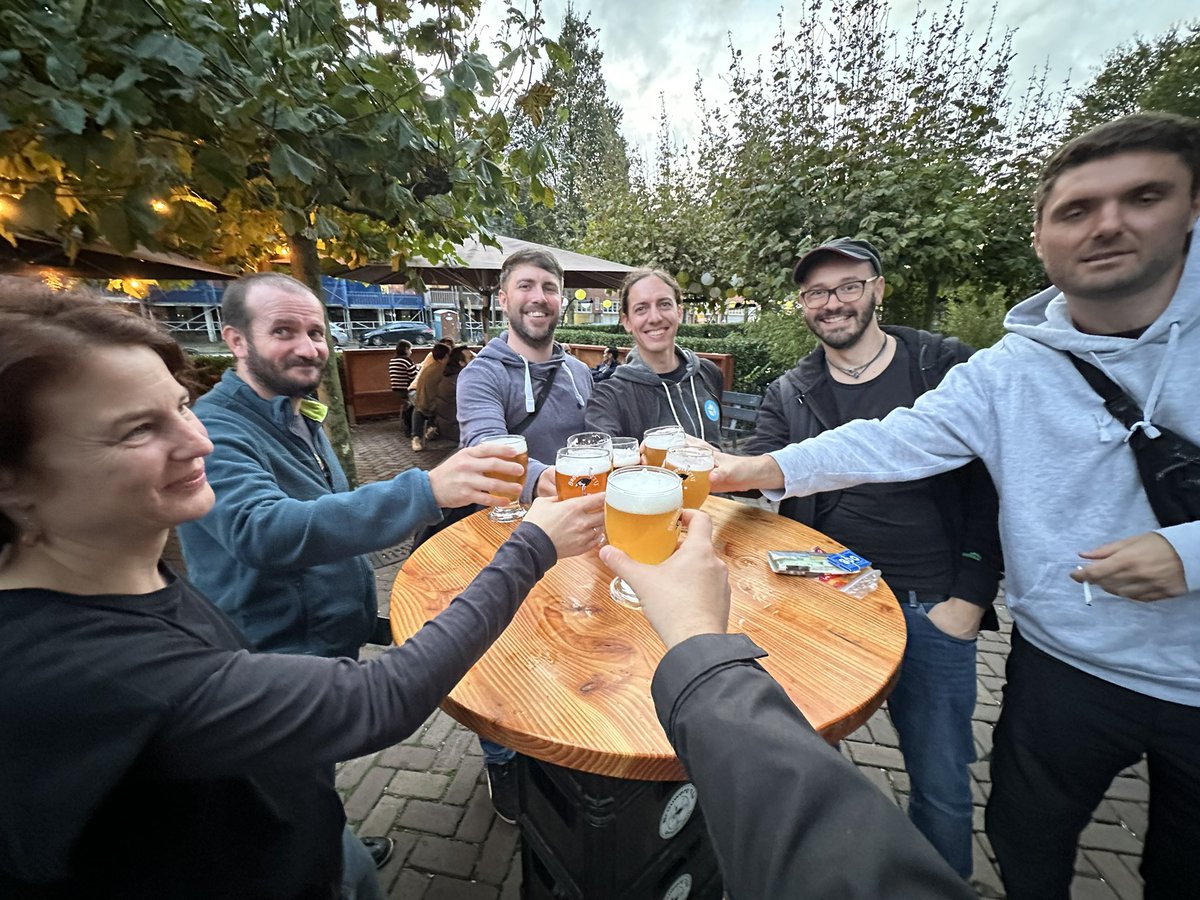 Cheers of Steel! :)
#bcon22 #windmill #ijbeer