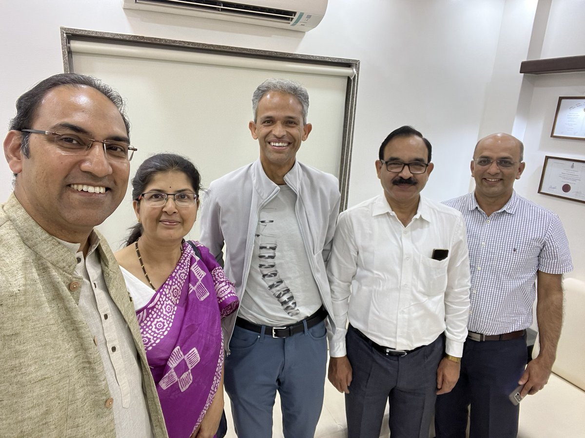 dinakholkar's tweet photo. Great to meet Dr Jagannath Dixit and hear the work he and his team at https://t.co/yofaO5KLRJ are doing in the field of Diabetic reversal. Great opportunities to collaborate with #GenePath @TCS https://t.co/pz5EzT77yG