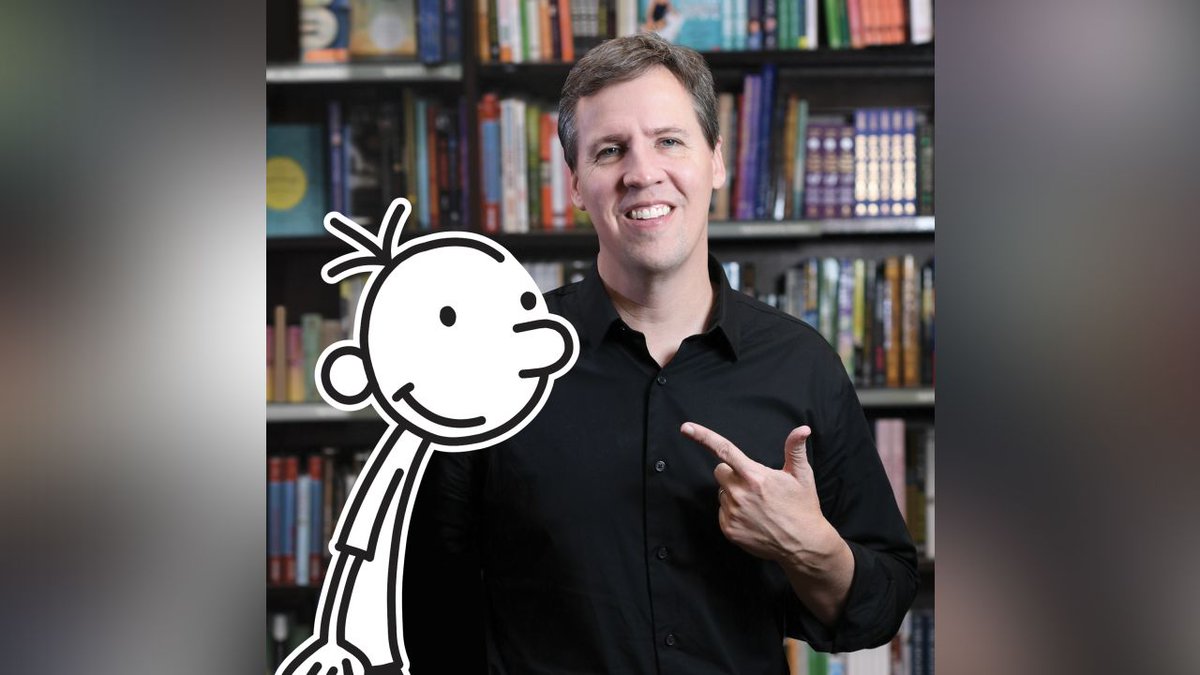 MackinLibrary's tweet image. Author Jeff Kinney shares his #book picks for middle readers:

1) “The Door of No Return,” by @kwamealexander
2) “Class Act: New Kid,” by @JerryCraft
3) “Three Keys,” by @kellyyanghk
4) “The Last Last-Day-of-Summer,” by @LRGiles
5) “Boys Will Be Human,” by @justinbaldoni