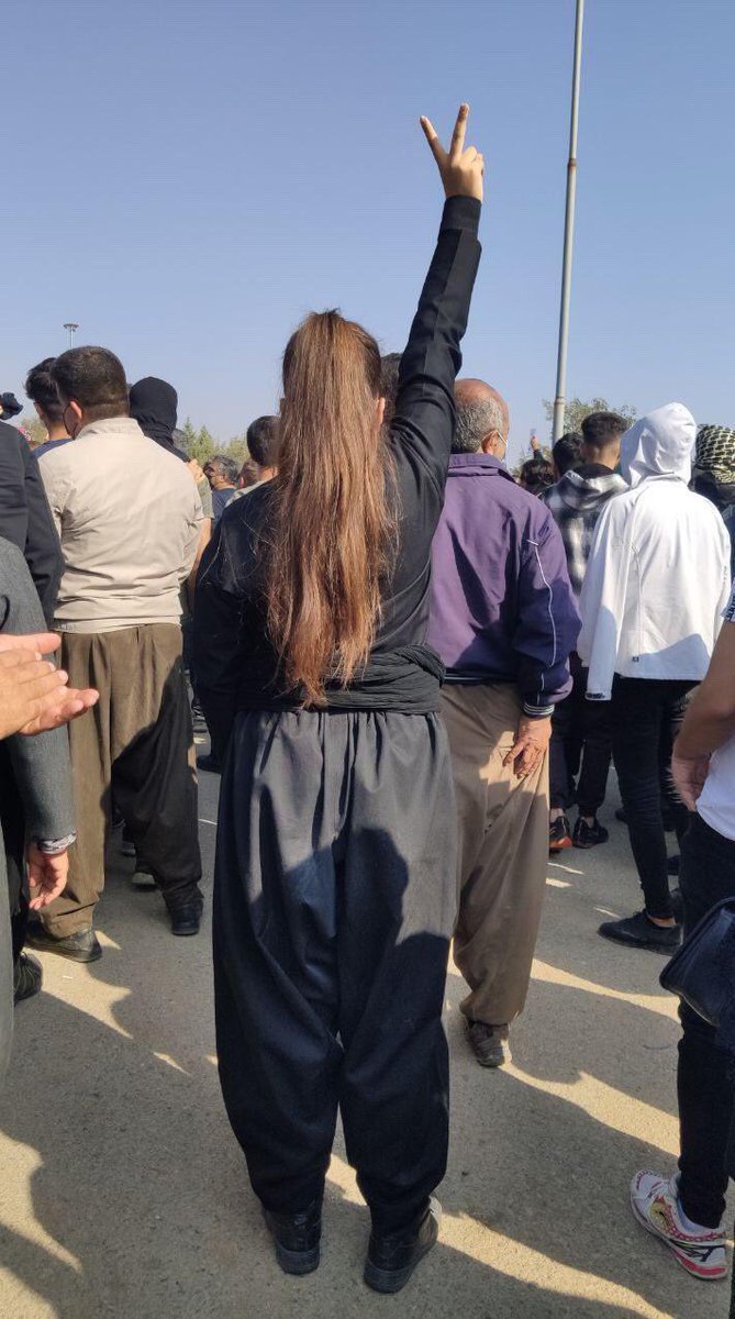 ئەمڕۆی #ڕۆژهەڵات - #سەقز. 

#کوردستان #ژینا_ئەمینی