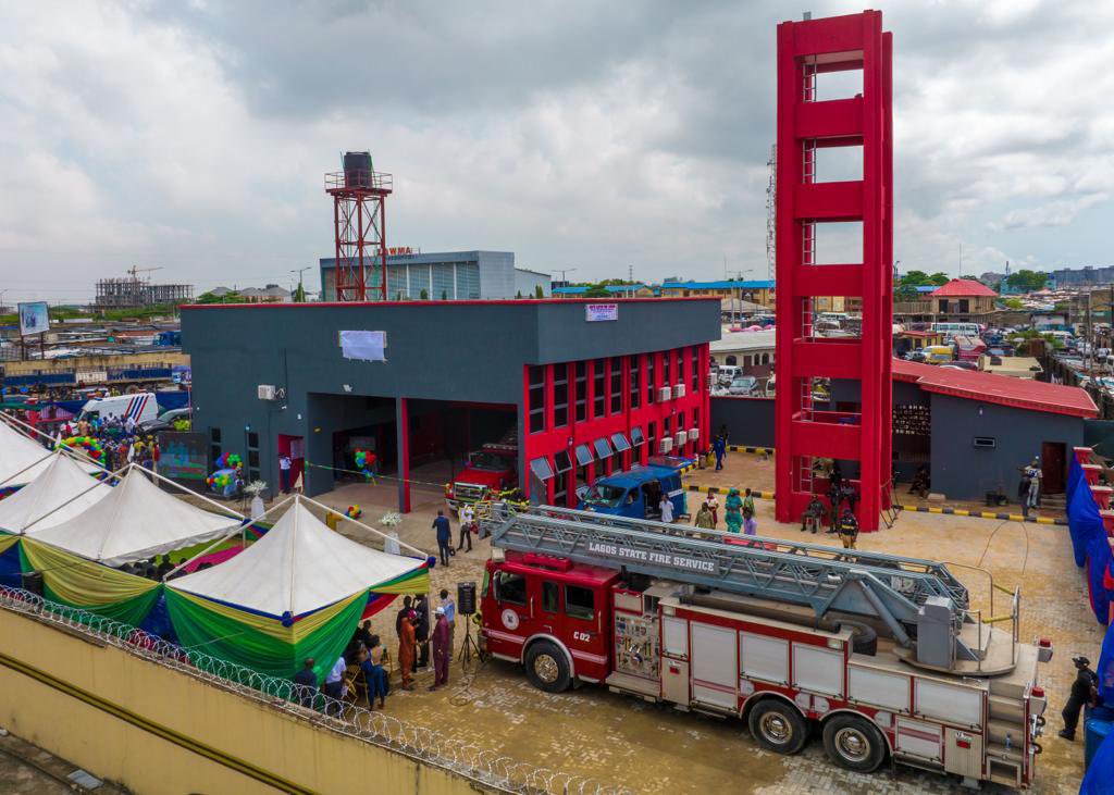 Mr_JAGs's tweet photo. UPDATE: Governor of Lagos State, Mr @jidesanwoolu, today physically commissioned the new fire station in Ebute Elefun, Lagos Island, while he virtually commissioned the Omogbolahan Lawal Fire Station, Oniru and the Ajegunle Fire Station.
#SanwoLekansi
#VirtualCommissioning https://t.co/ZvvqjHZcXY