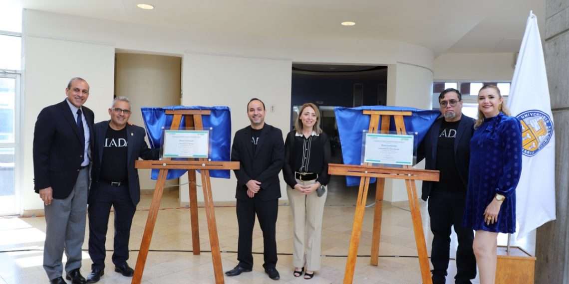 CopaesMx's tweet photo. Apostando a mejorar y conquistar estándares internacionales de calidad las licenciaturas de Música y de Artes Visuales, del Instituto de Arquitectura, Diseño y Arte de la @UACJOFICIAL, fueron reacreditadas por 2ª. ocasión por el #CAESA. @CopaesMx les expresa su reconocimiento. https://t.co/8aMqQfDIuM