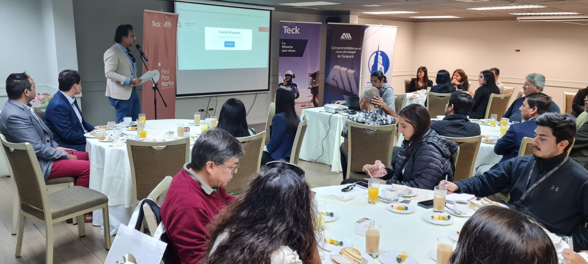 aiigremio's tweet photo. [#RedProNorte]
Empresas socias de @iquiquecomercio participaron de un desayuno informativo sobre @Red_ProNorte, donde el equipo de @aiigremio y @TeckChile les dieron a conocer en qué consiste el portal y sus beneficios. https://t.co/3cYMRjxWjP