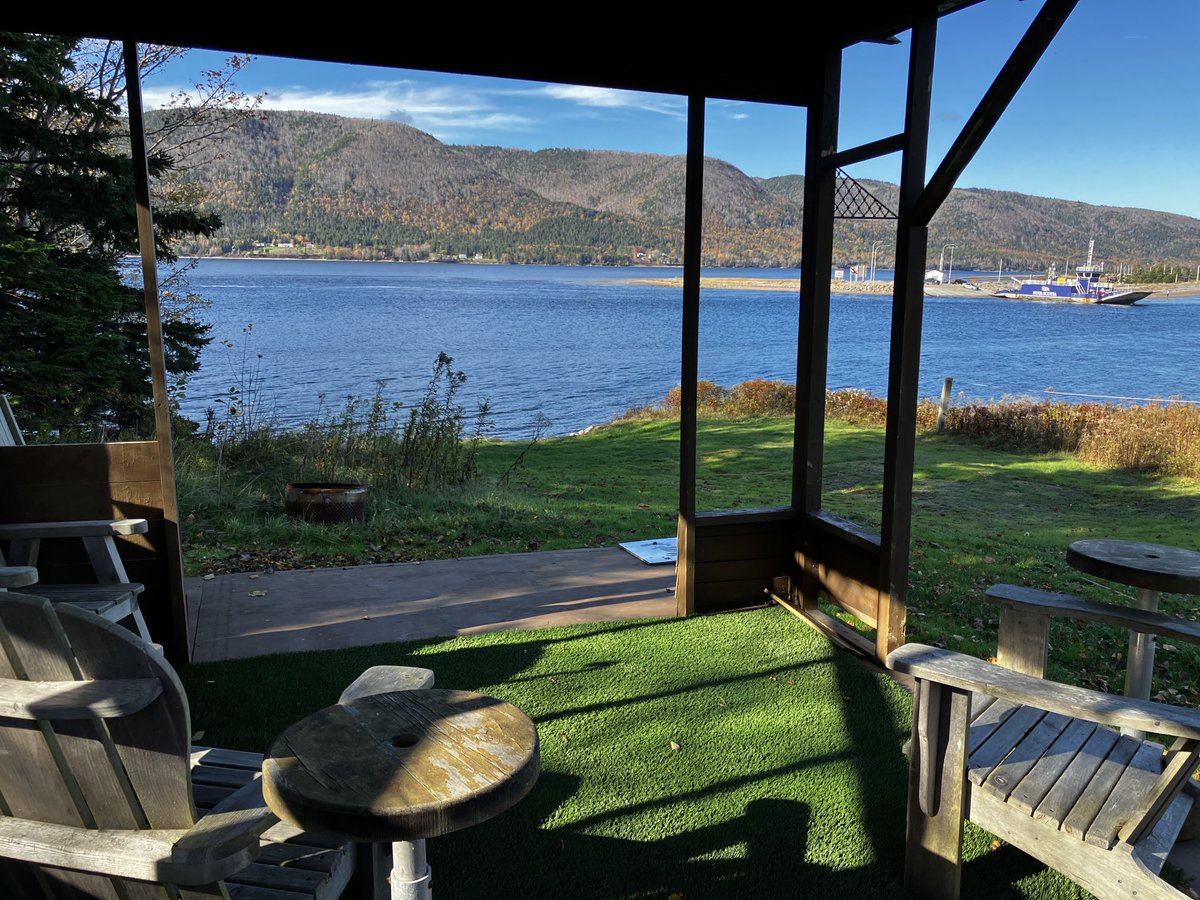 NelsonEdge's tweet photo. 22.8 degrees 19 km per winds from SSW Englishtown #CapeBreton #deckday #Oct26/22 what happened to #fall @KalinMitchelCTV @ryansnoddon @NateTWN #explorecapebreton https://t.co/nocyBKmB8S