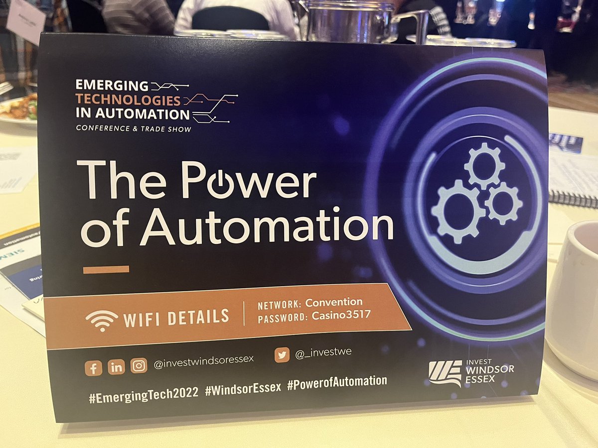 daniparent3's tweet photo. Quelques membres de l’équipe MHS @ESCEJL à la chance d’acquérir des connaissances des secteurs de technologie à Windsor Essex ainsi que faire le réseautage! #COOP #PAJO #MHS #PowerofAutomation #EmergingTech2022 https://t.co/4Q2g7gLrRe