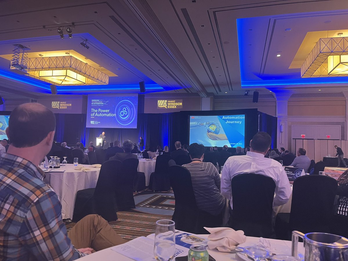 daniparent3's tweet photo. Quelques membres de l’équipe MHS @ESCEJL à la chance d’acquérir des connaissances des secteurs de technologie à Windsor Essex ainsi que faire le réseautage! #COOP #PAJO #MHS #PowerofAutomation #EmergingTech2022 https://t.co/4Q2g7gLrRe