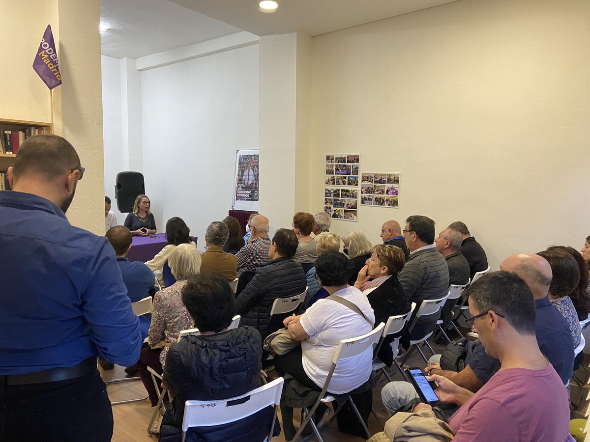 PodemosMtz's tweet photo. 🟣 Comenzamos el encuentro con @SuperRoStar y @Carolalon1 
#hastalabandera #adelante #SiSePuede ✊🏽 https://t.co/OcWf3k7koG