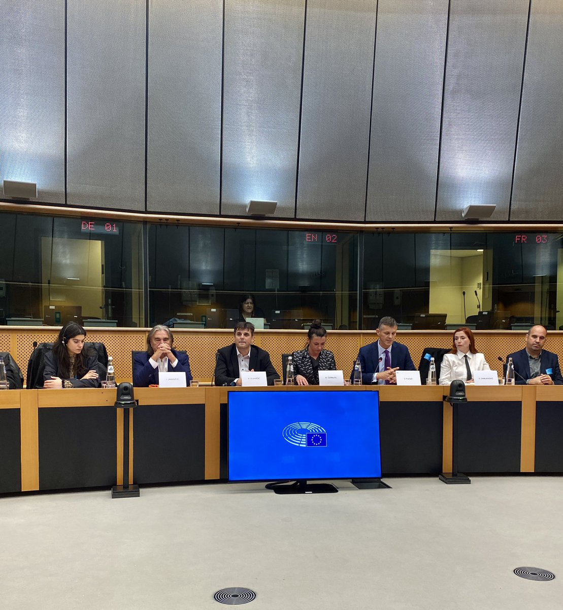 cccvrcak's tweet photo. Project #LABINA was presented in EP today at a roundtable organised by @ValterFlego . LABINA is a festival, primarily of the performing arts 🎭, that combines the ideas and creativity of various forms of culture into one message – the message of Tolerance. https://t.co/O9Uqa0IMBC https://t.co/E4Iy3kTZUx