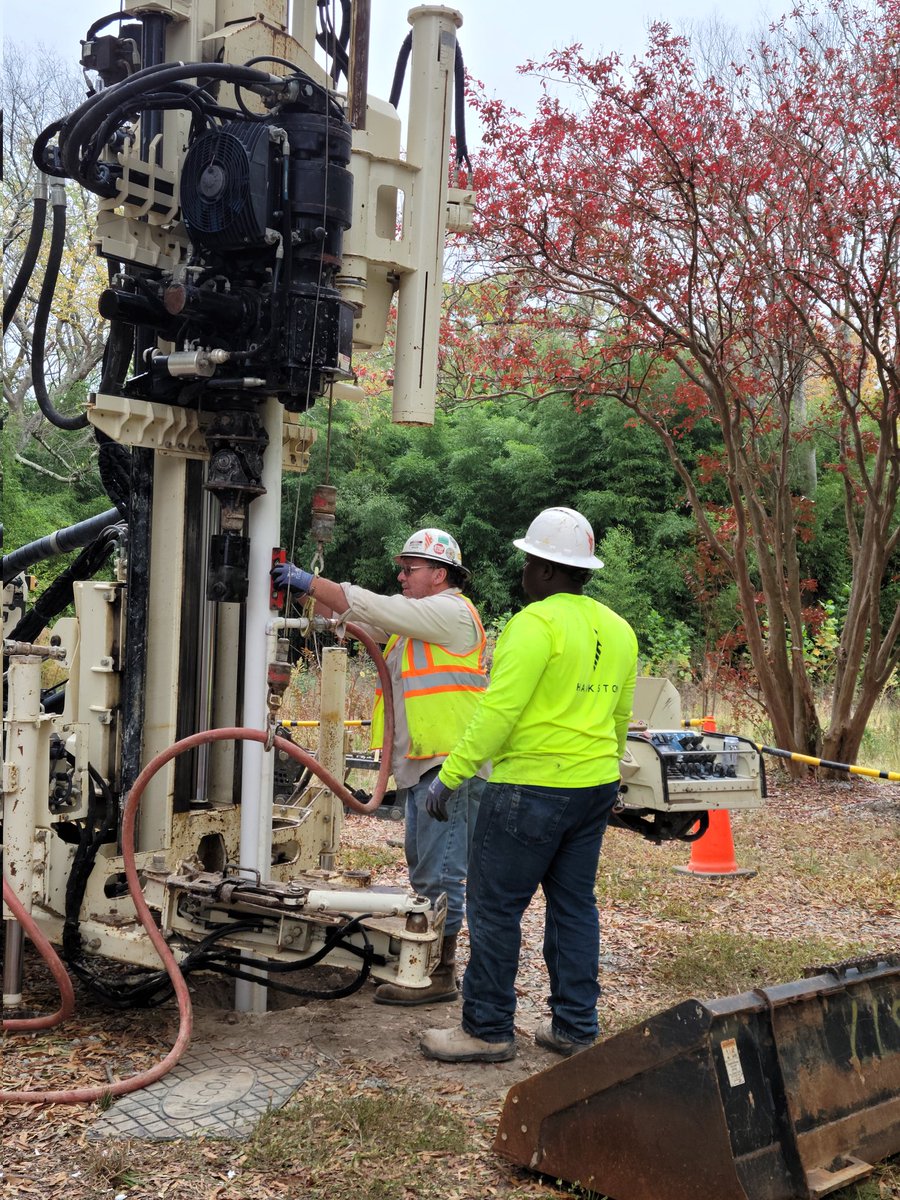 <a href="/Duke_Geothermal/">DukeGeothermal</a> well is spudded!

We hit bedrock at 26.9 feet. Casing and cementing hole now and waiting for water truck. 

Tomorrow we start coring to learn more about the #geothermal cooling potential of the Durham Basin!

#GeothermalJustice #PlanetaryHealth <a href="/DukeEnvironment/">Duke Environment</a>