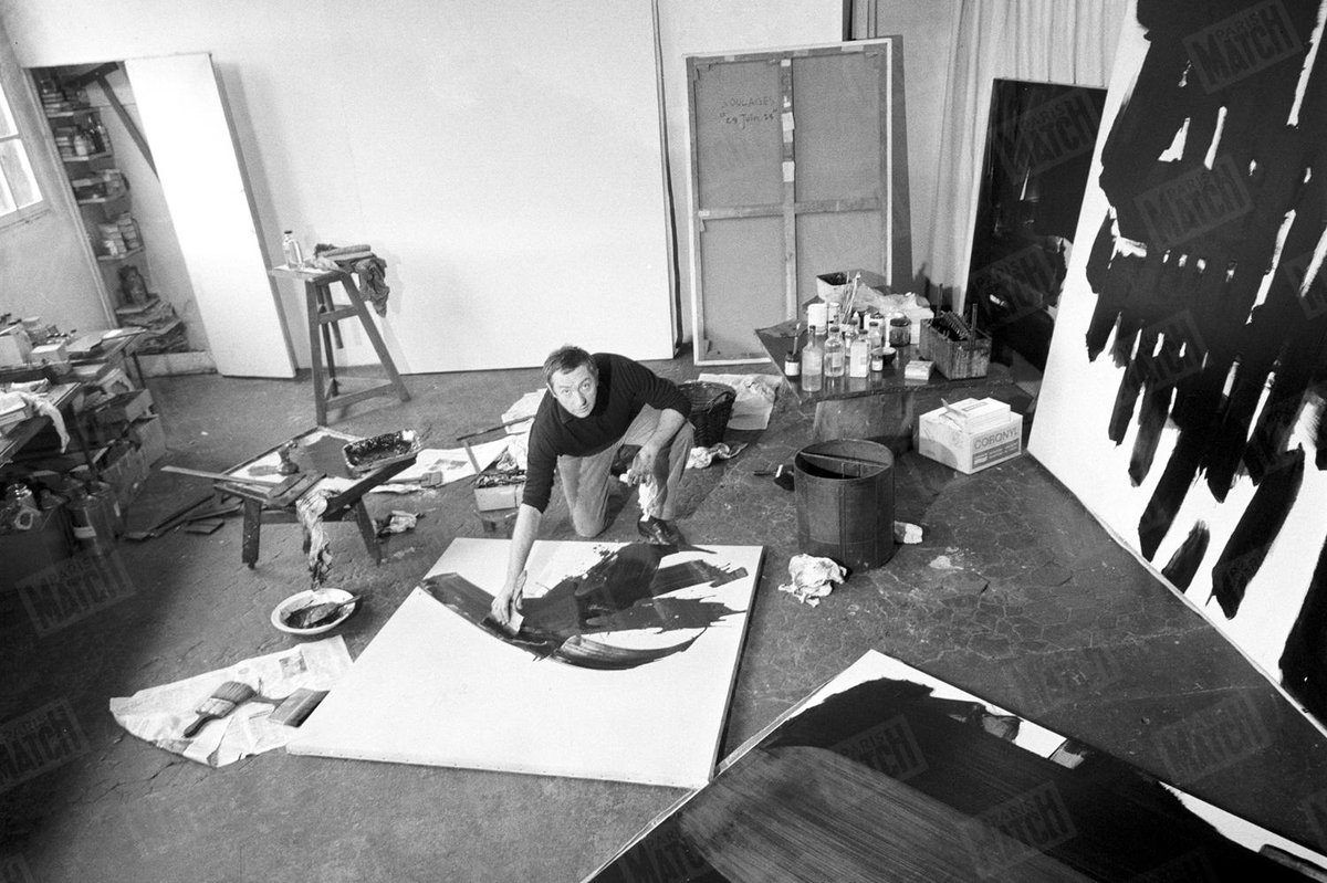 ParisMatch's tweet photo. ARCHIVES | Le peintre Pierre Soulages est mort. Il y a 55 ans, il donnait un premier rendez-vous à notre magazine… https://t.co/iLGNM5gntk https://t.co/yUwX39GktS