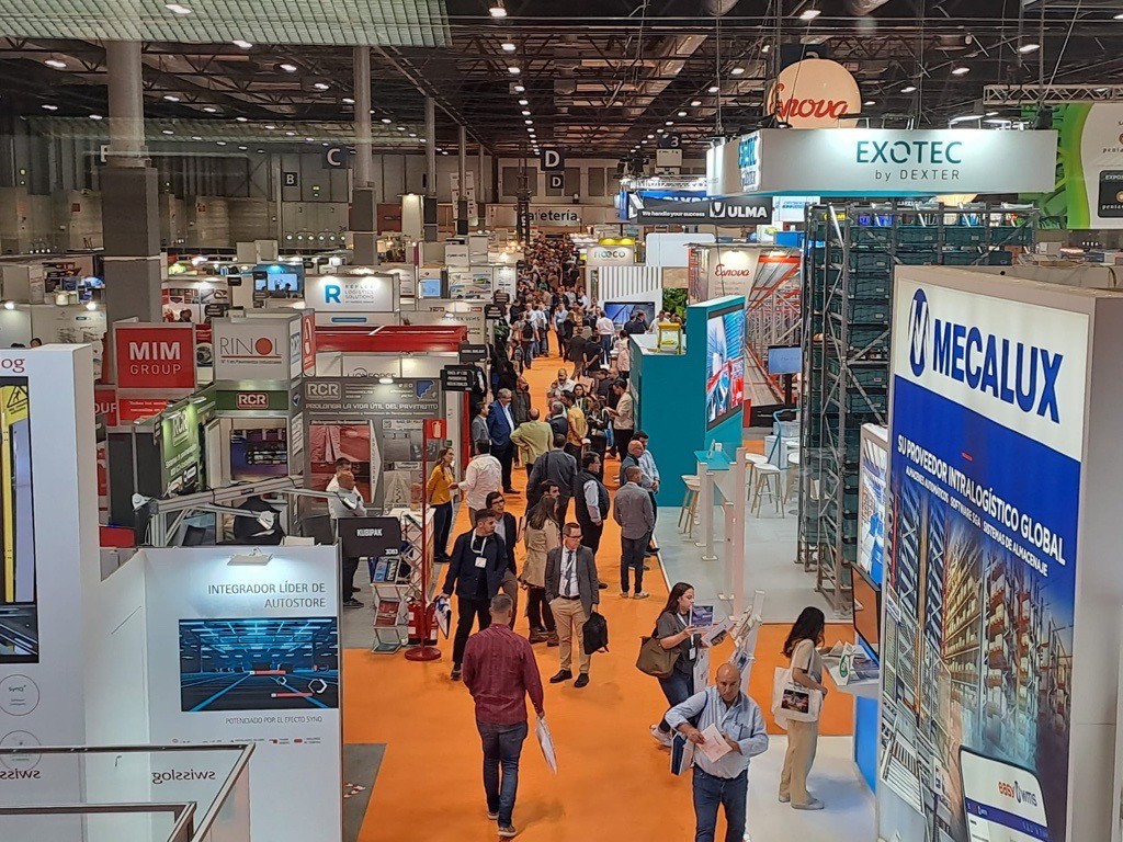 LogisticsSpain's tweet image. &quot;Cerramos el primer día de Logistics &amp;amp; Automation Madrid 2022, gracias a todas las personas que nos han visitado hoy 😊 
¡Aun estás a tiempo de formar parte de esto! Regístrate gratis ahora en: bit.ly/3rNE1Ql
#logisticsautomationmadrid2022 #logisticsautomationmadrid&quot;