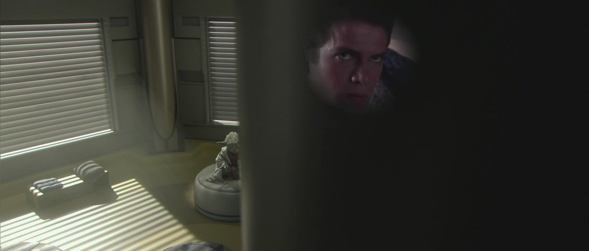 cptstrkwlker's tweet photo. minor #andor spoilers
-
-
-
I love when Star Wars is powerpoint transitions https://t.co/gRncRzW2eF