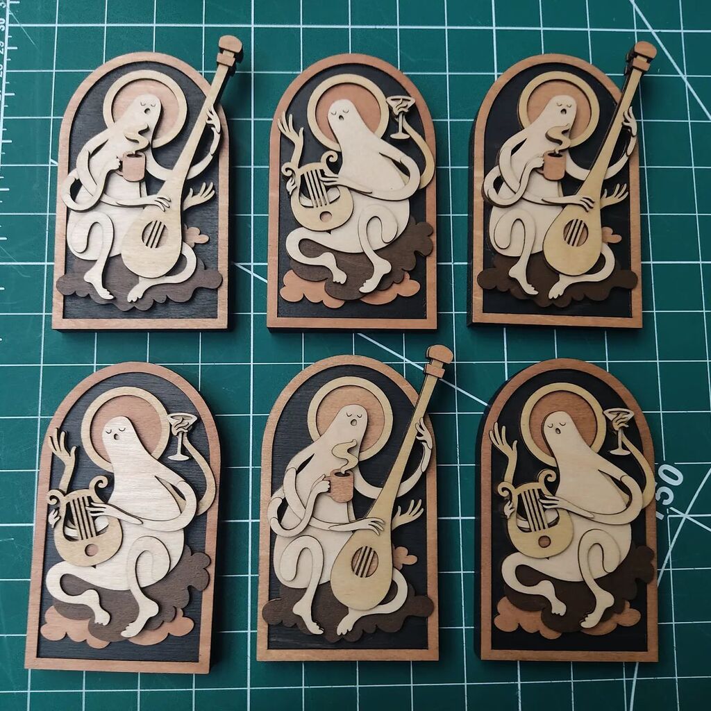 mtomsky's tweet photo. A band of Musical Godlings.
-
-
#art #design #illustration #craft #woodworking #shrine #deity #godling #band #musical https://t.co/cLeRt83mhL https://t.co/E6BdNVDxOG