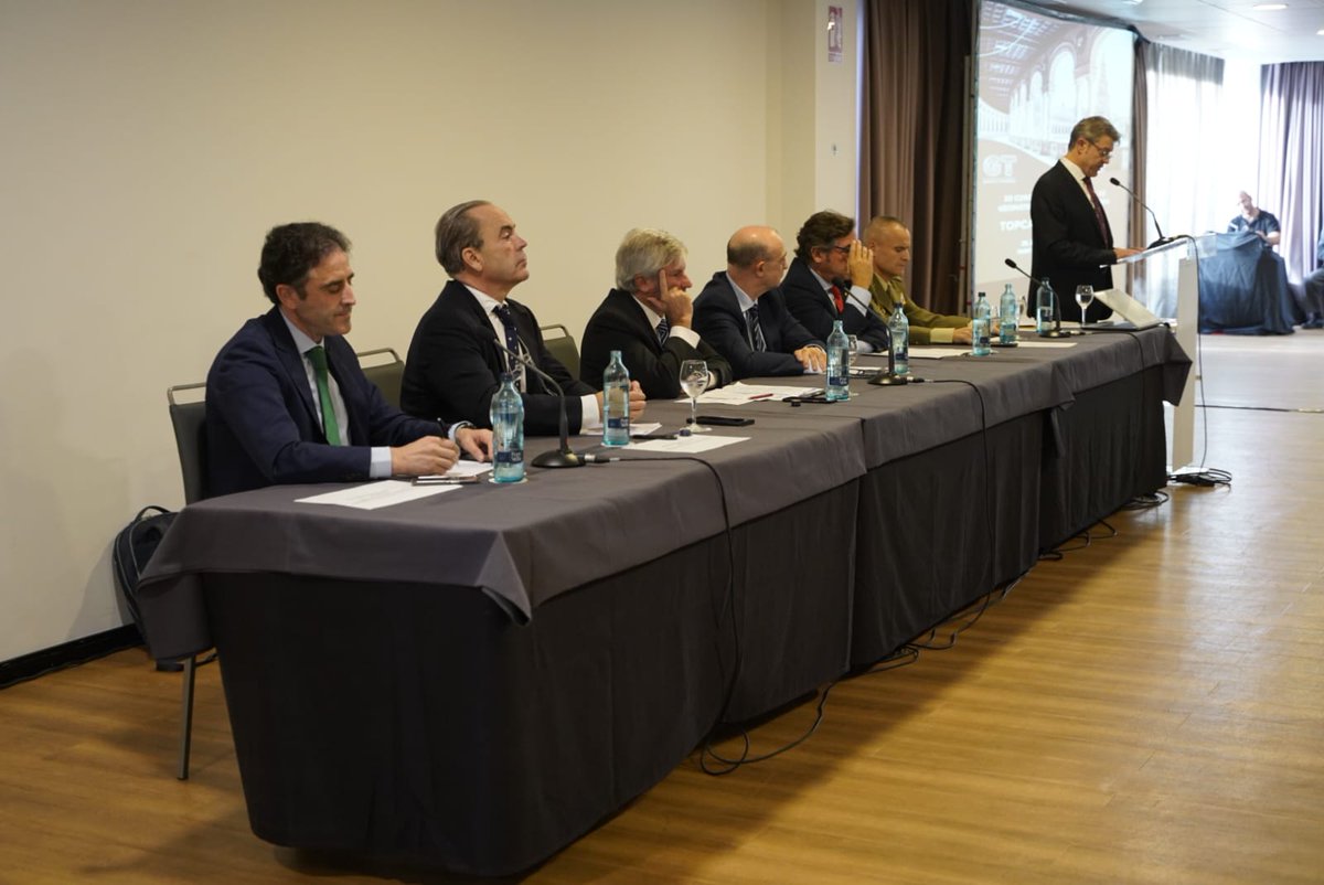 ICOIGT's tweet photo. Conienza el Acto de Inauguración del #topcart2022 con el discurso de @diezgalilea 
Contamos con la asistencia de 250 invitados y personalidades.

#Topcart2022 #Congreso #COIGT #APPAT #FIG #CLGE https://t.co/Q5eO4gI9PF
