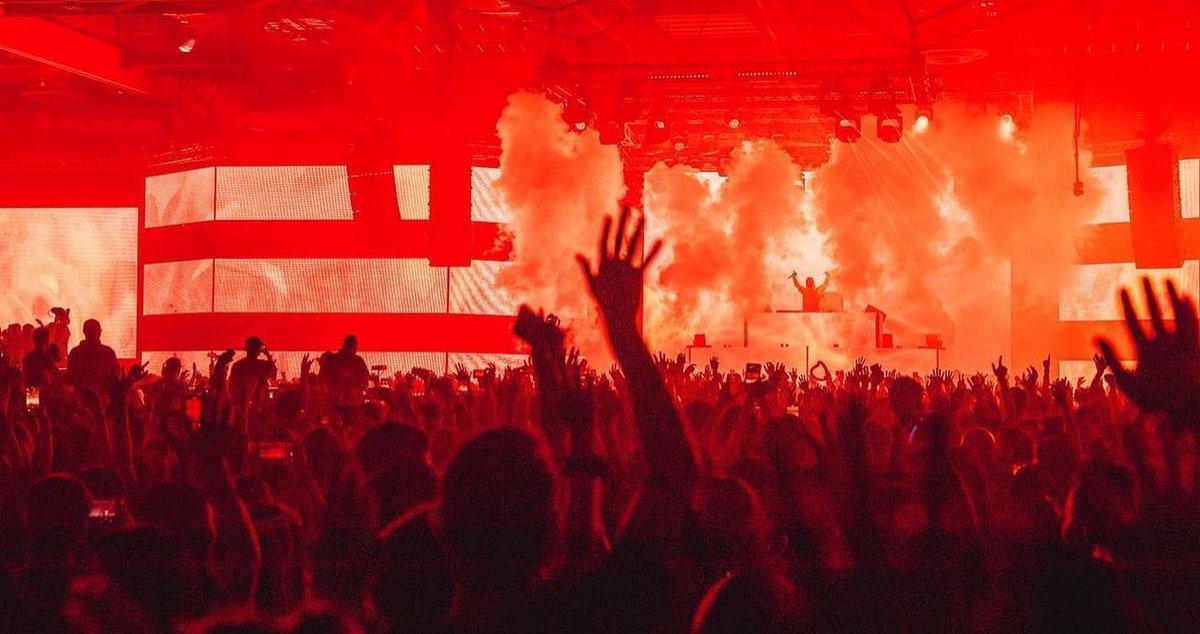 DallasEDMFamily's tweet photo. DALLAS! — ALAN WALKER TICKET GIVEAWAY!! Would YOU like a chance to WIN 2 FREE TICKETS to see @IAmAlanWalker on November 3rd?!? 😜🙌🏽

How to Enter:
• RT &amp; LIKE + TAG YOUR FRIENDS
• Must follow us, @LiveNationDFW &amp; @FullGrindTexas
• Winner Chosen on 11/02 @ noon! 🍀 https://t.co/1ztTQpTbWm