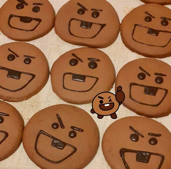 ClaraxD97's tweet photo. @92jinlovrss Voy a estar vendiendo galletas BT21 el día del concierto de Coldplay con Seokjin !! Hablenme si les interesa☺️☺️ #TheAstronaut_D1 #ColdplayBuenosAires https://t.co/ise1Ziylex