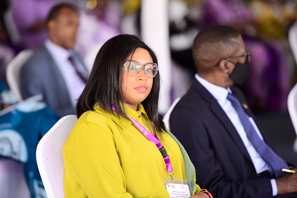 KagutaMuseveni's tweet image. Society must stop seeing/ treating women as inferior, for instance, we have an unpalatable practice that women should not inherit property! This is retrogressive! Women must be part of the money economy because then, household income is sustainable.