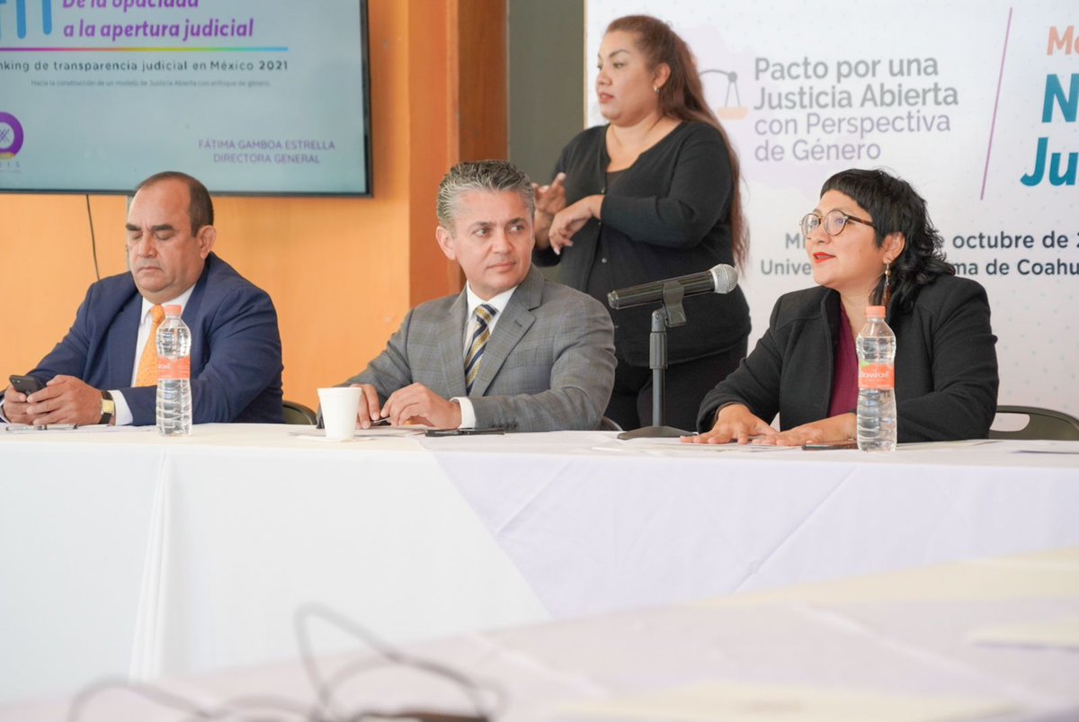 PJCoah's tweet photo. Mgdo. Pdte. @MiguelMery asiste a la Mesa de Trabajo Regional Norte por la Justicia Abierta convocada por @EquisJusticia para las Mujeres, #AMIJ, @INAImexico y el Poder Judicial del Estado de Coahuila.

#PJECZ⚖️ https://t.co/gsqeeOmejz